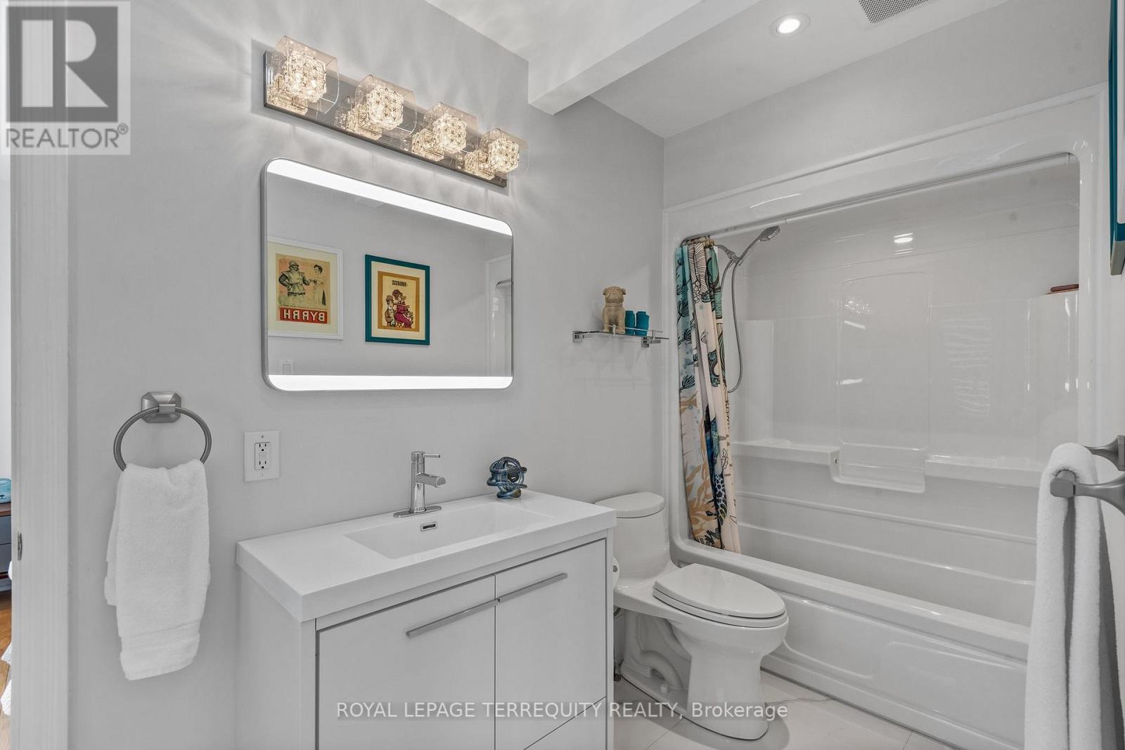 507 Rougemount Drive, Pickering, Ontario  L1W 2B8 - Photo 27 - E13695290