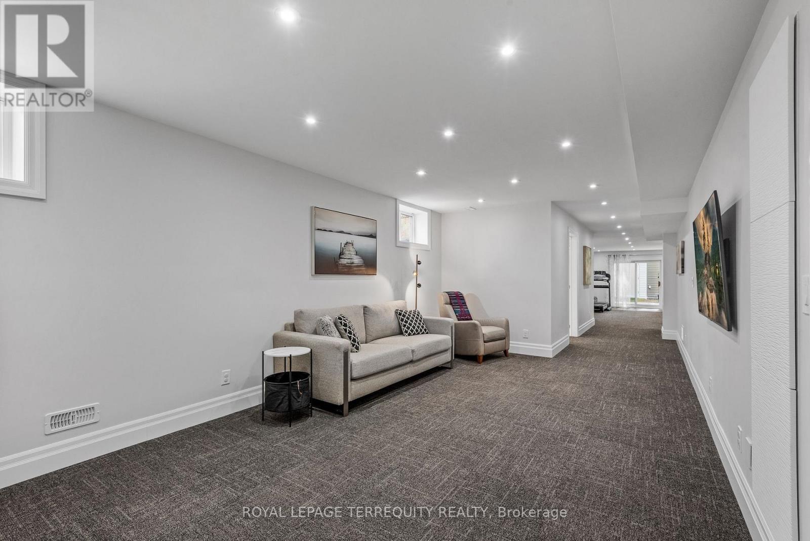 507 Rougemount Drive, Pickering, Ontario  L1W 2B8 - Photo 33 - E13695290