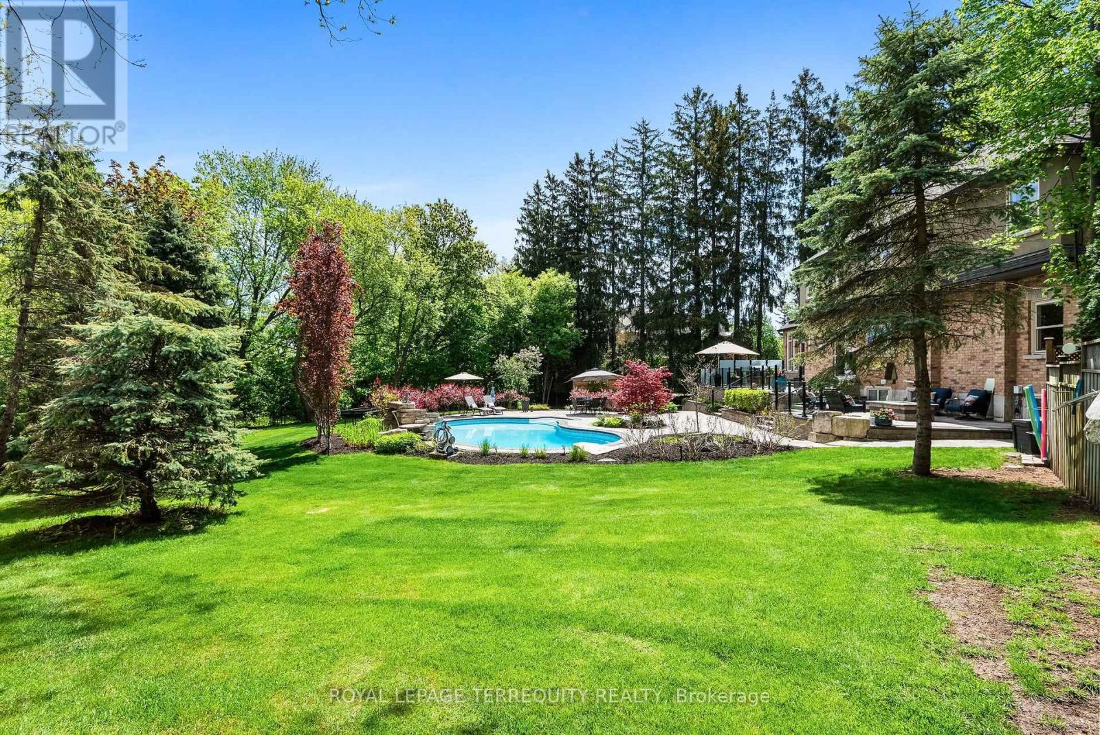 507 Rougemount Drive, Pickering, Ontario  L1W 2B8 - Photo 45 - E13695290