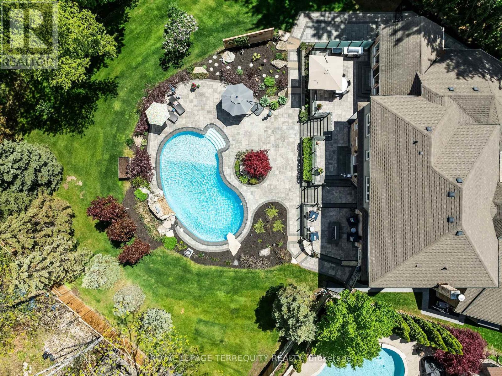 507 Rougemount Drive, Pickering, Ontario  L1W 2B8 - Photo 49 - E13695290