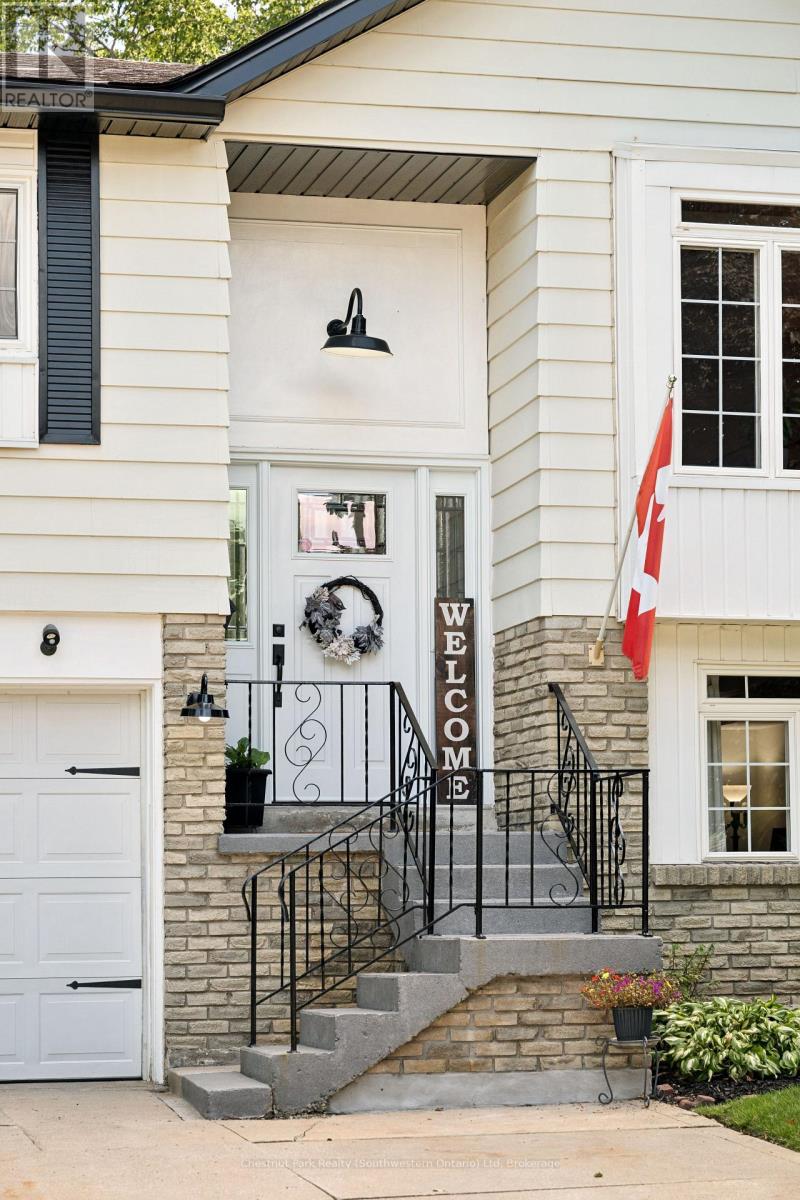 158 Autumn Hill Crescent, Kitchener, Ontario  N2N 1K8 - Photo 8 - X13695030