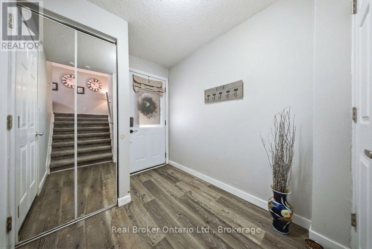 93 - 135 Chalmers Street S, Cambridge, Ontario  N1R 6M2 - Photo 11 - X13695034