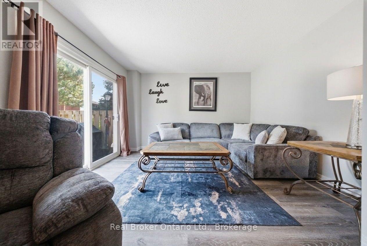93 - 135 Chalmers Street S, Cambridge, Ontario  N1R 6M2 - Photo 12 - X13695034