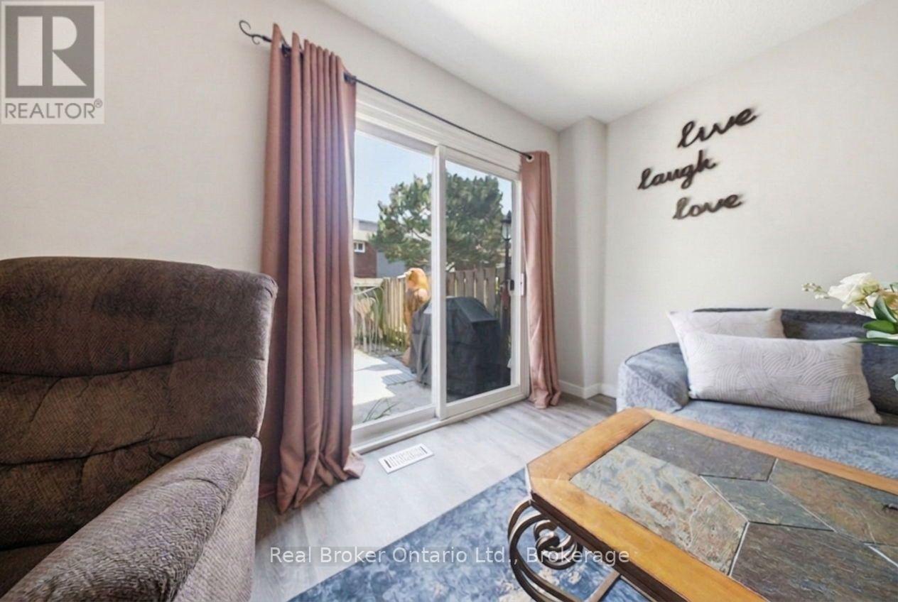 93 - 135 Chalmers Street S, Cambridge, Ontario  N1R 6M2 - Photo 16 - X13695034