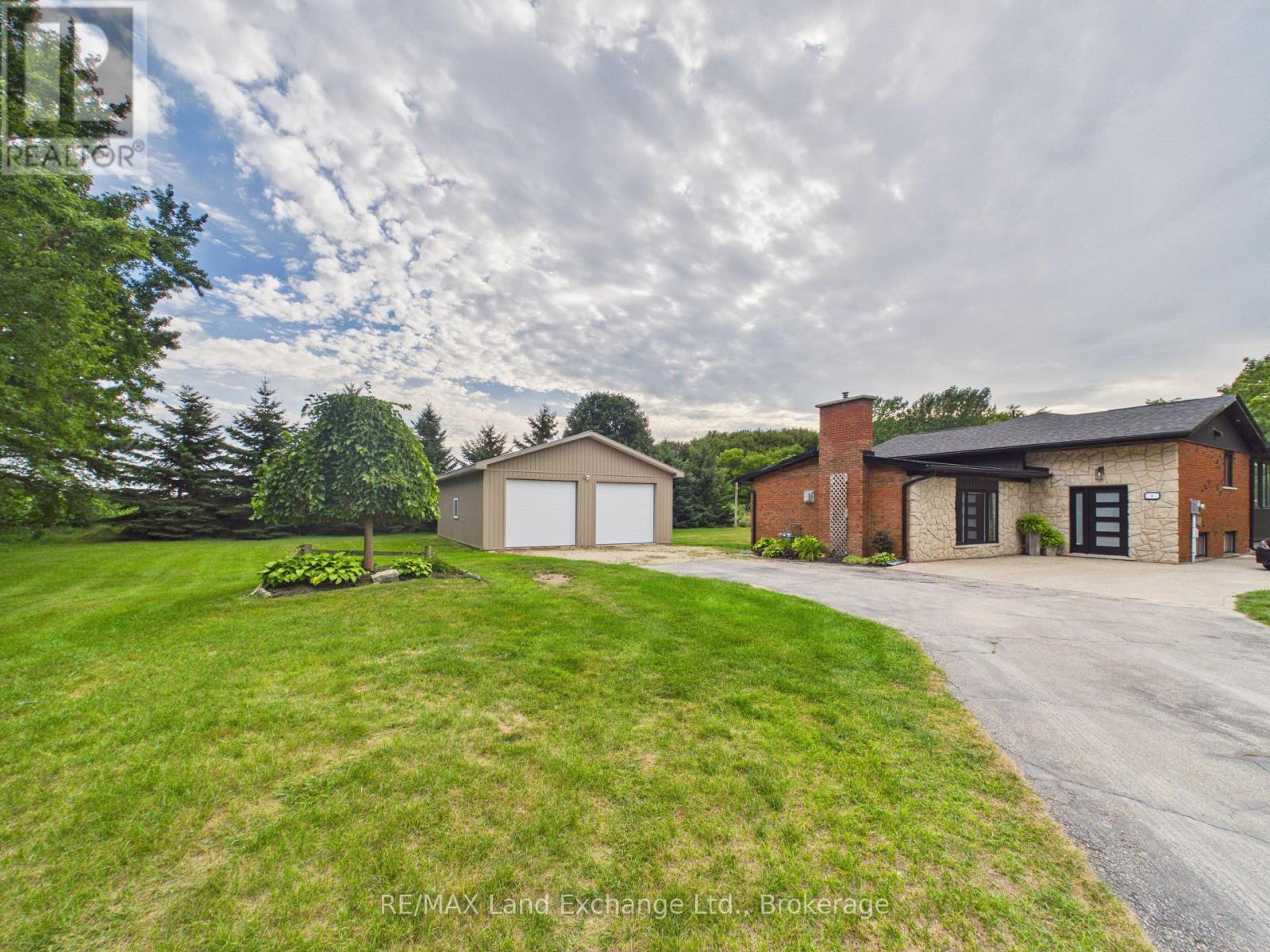 2 PARK STREET, Huron-Kinloss, Ontario
