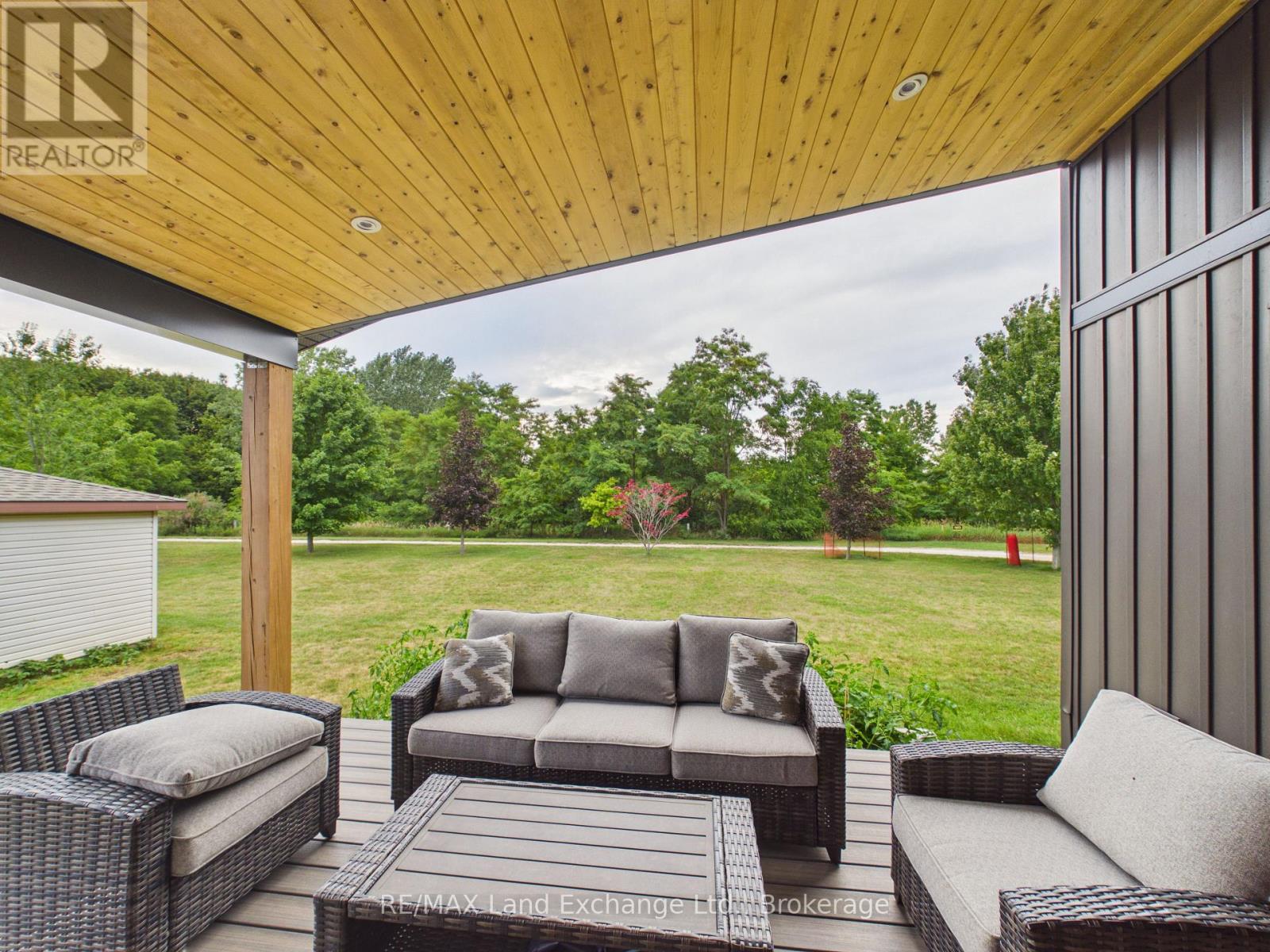 2 Park Street, Huron-Kinloss, Ontario  N0G 2R0 - Photo 20 - X13695128
