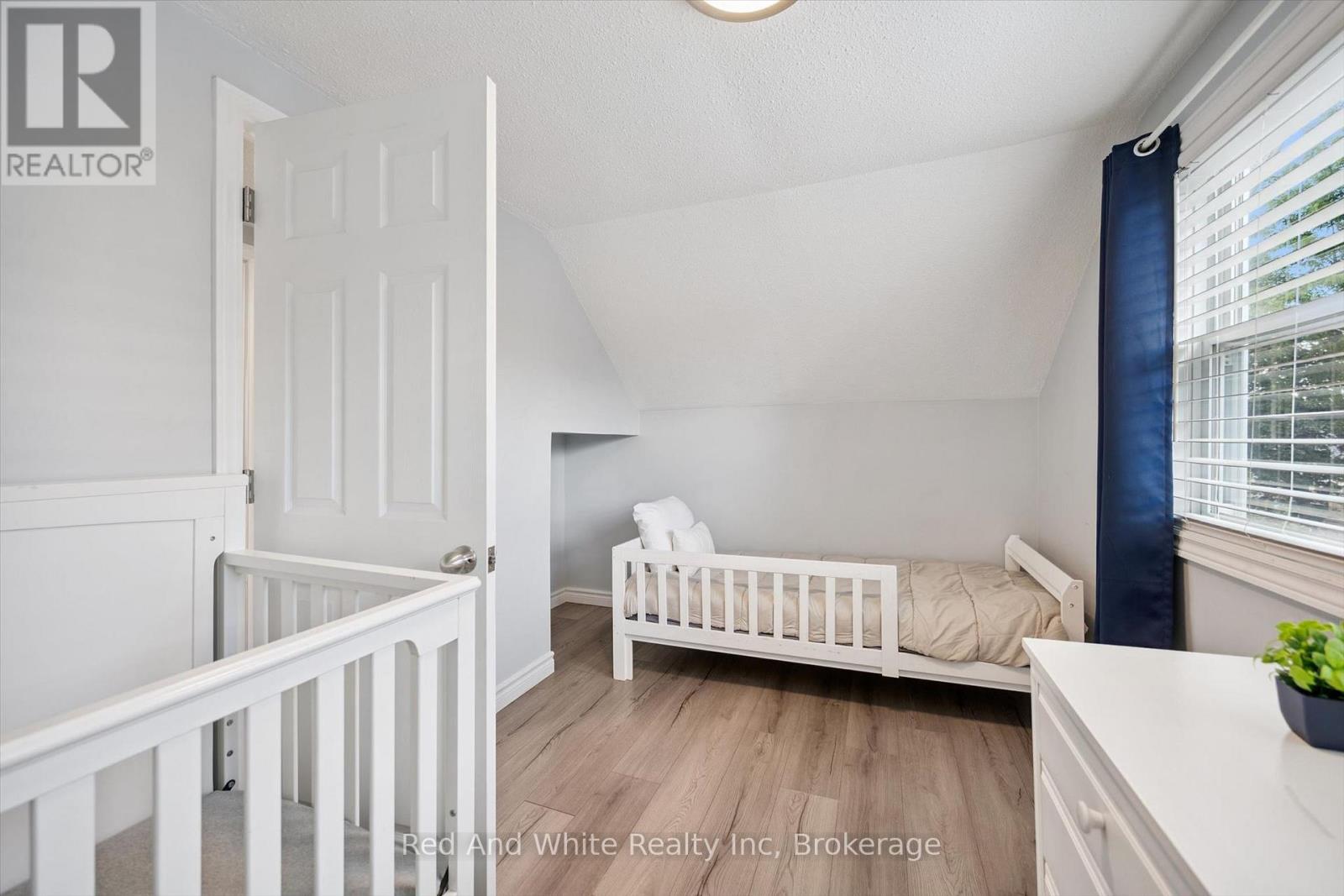 131 Norfolk Avenue, Cambridge, Ontario  N1R 3V3 - Photo 18 - X13695184