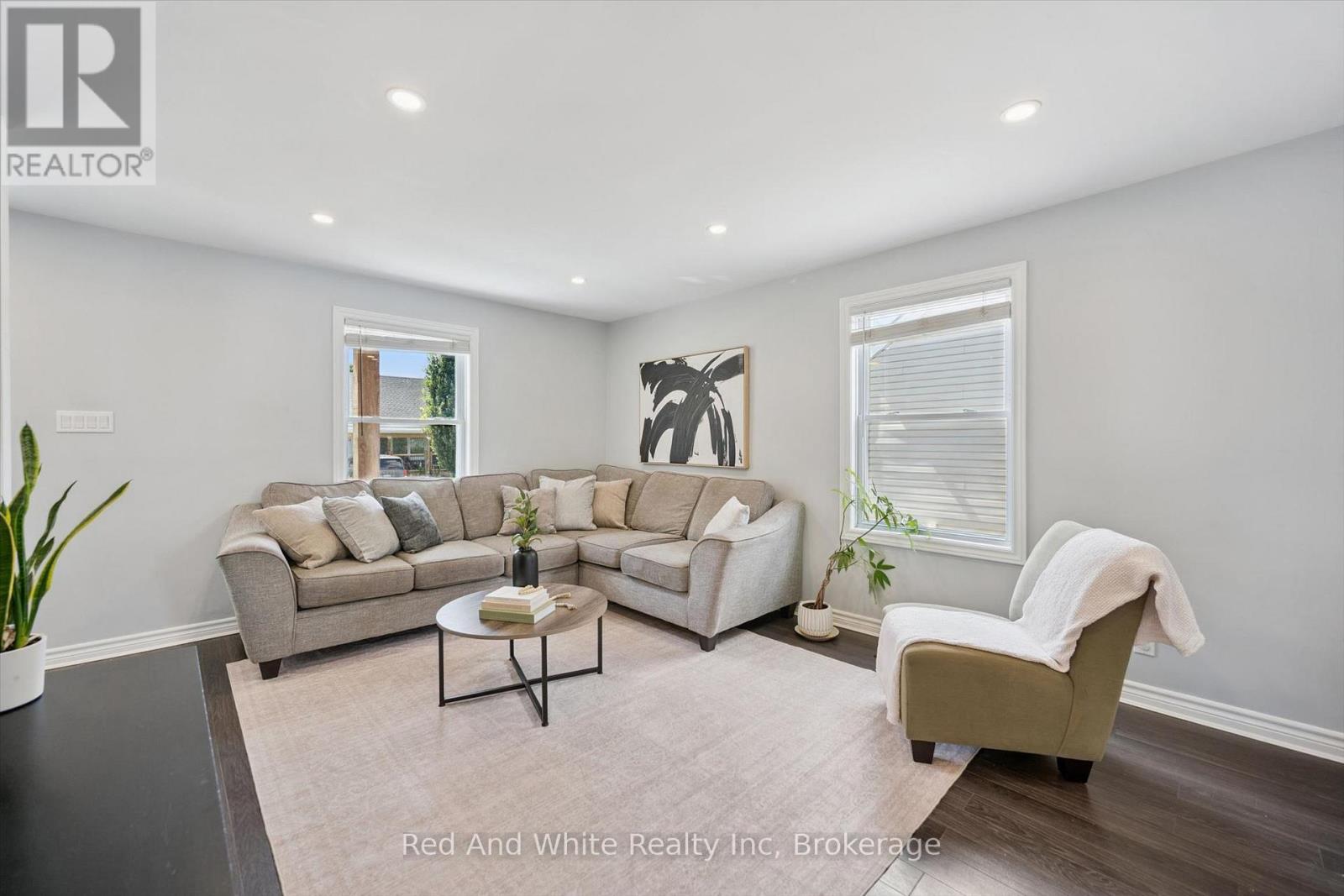 131 Norfolk Avenue, Cambridge, Ontario  N1R 3V3 - Photo 6 - X13695184