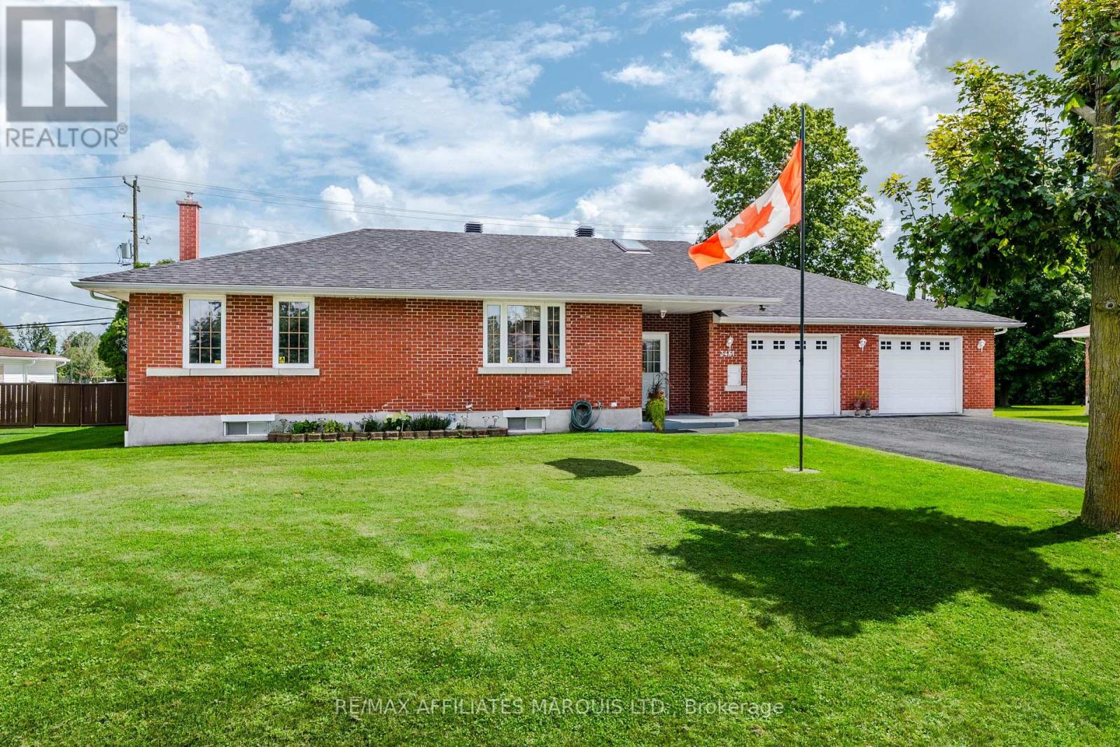 3461 Marydale Avenue, South Stormont, Ontario  K6K 1P6 - Photo 2 - X13695238