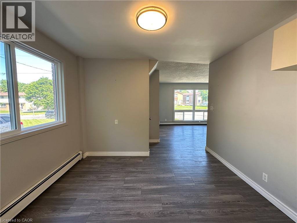 64-66 Oakwood Avenue, Simcoe, Ontario  N3Y 1H6 - Photo 14 - 40835944