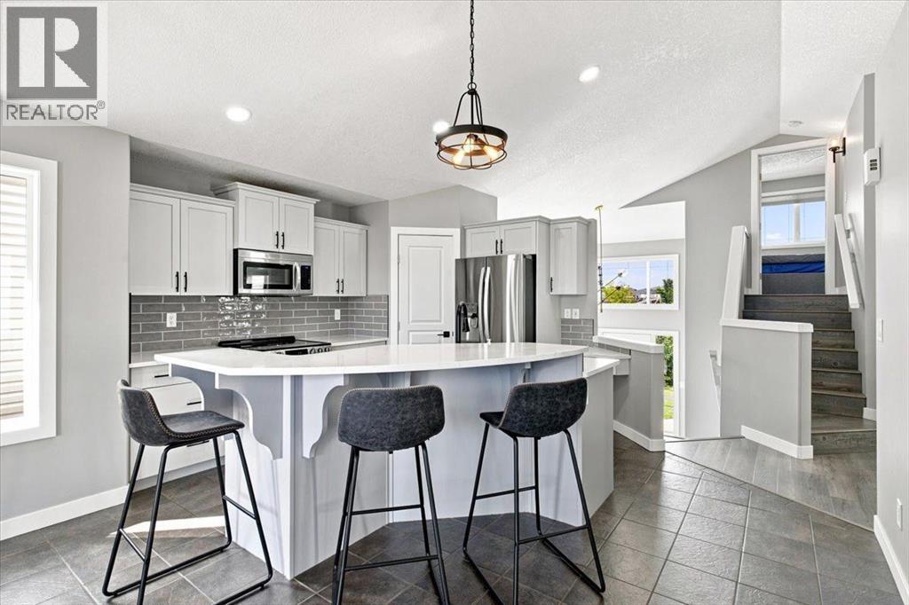 10465 Royal Oaks Drive, Grande Prairie, Alberta  T8V 8L5 - Photo 7 - A2338850