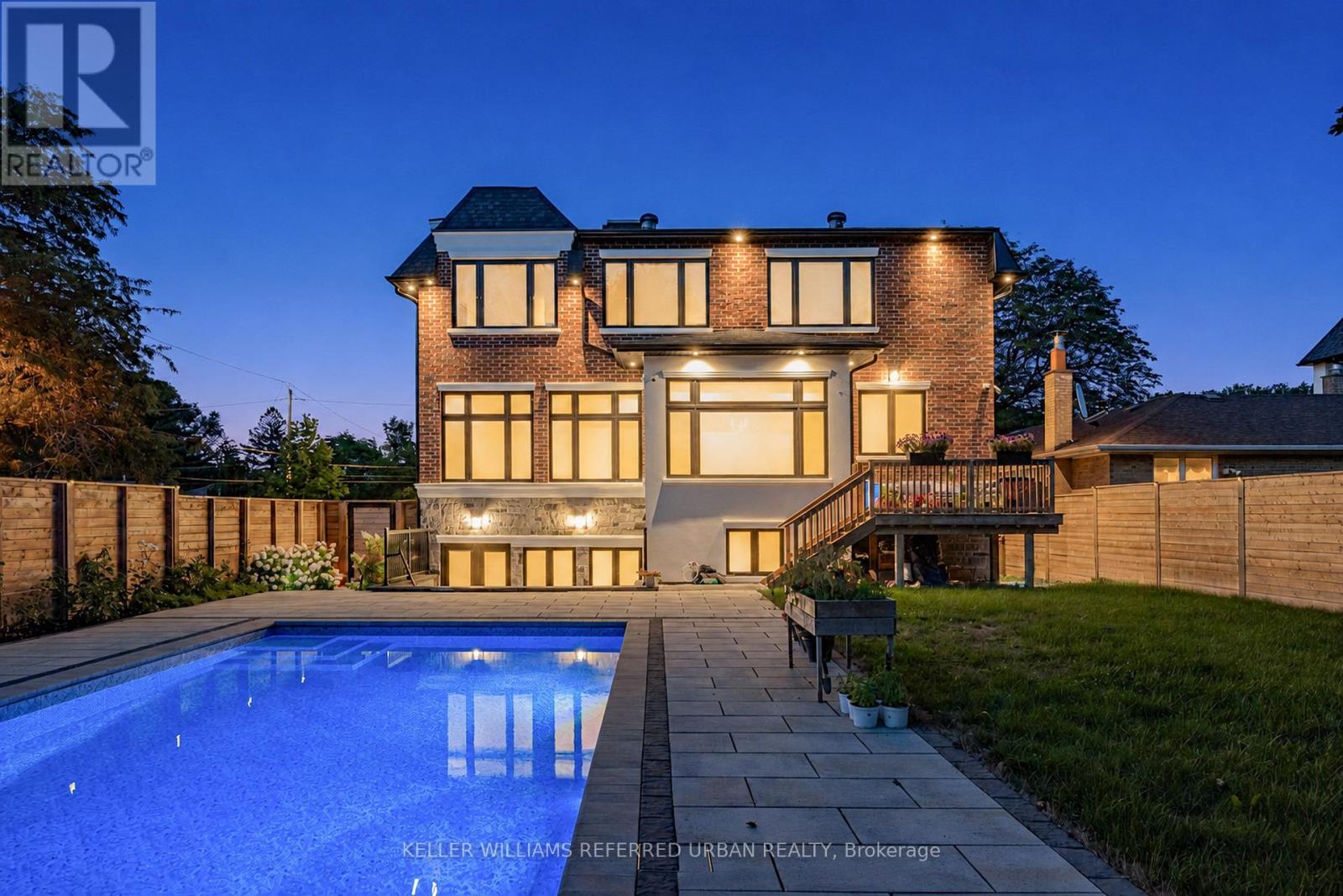 35 LLOYDMINSTER CRESCENT, Toronto, Ontario