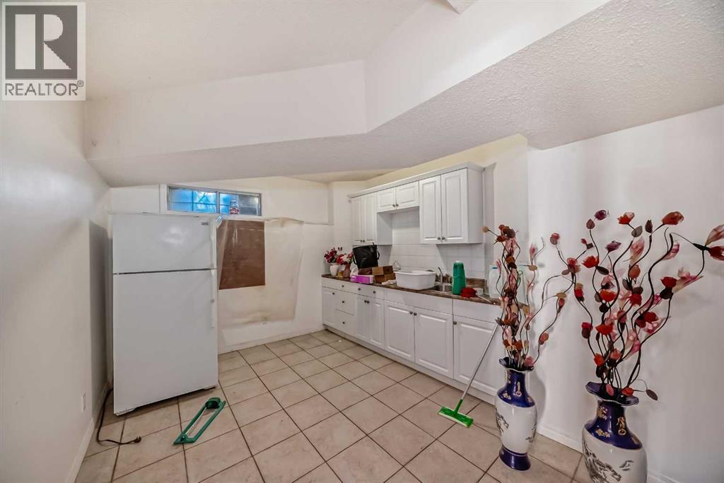 183 Christie Park Hill SW, Calgary, Alberta  T3H 2V5 - Photo 18 - A2327273