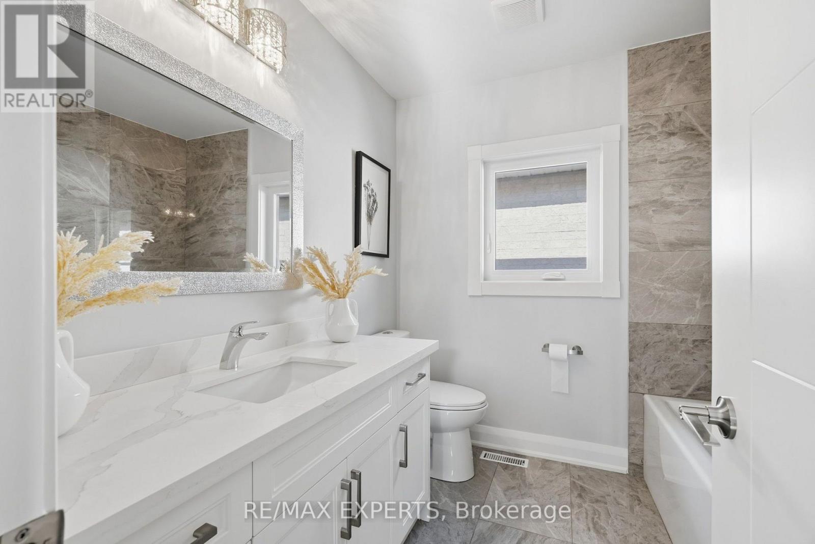 46 Princeton Gate, Vaughan (Maple), Ontario  L6A 2R7 - Photo 23 - N13694992