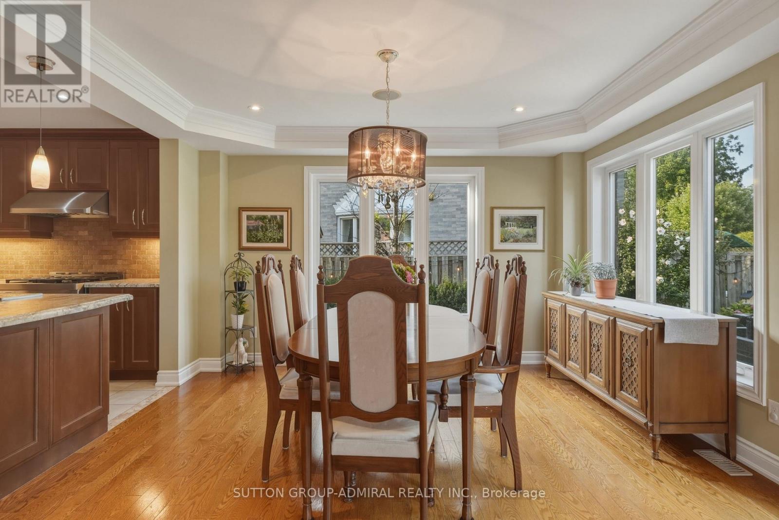 90 Brillinger Street, Richmond Hill (North Richvale), Ontario  L4C 8Y3 - Photo 11 - N13695022