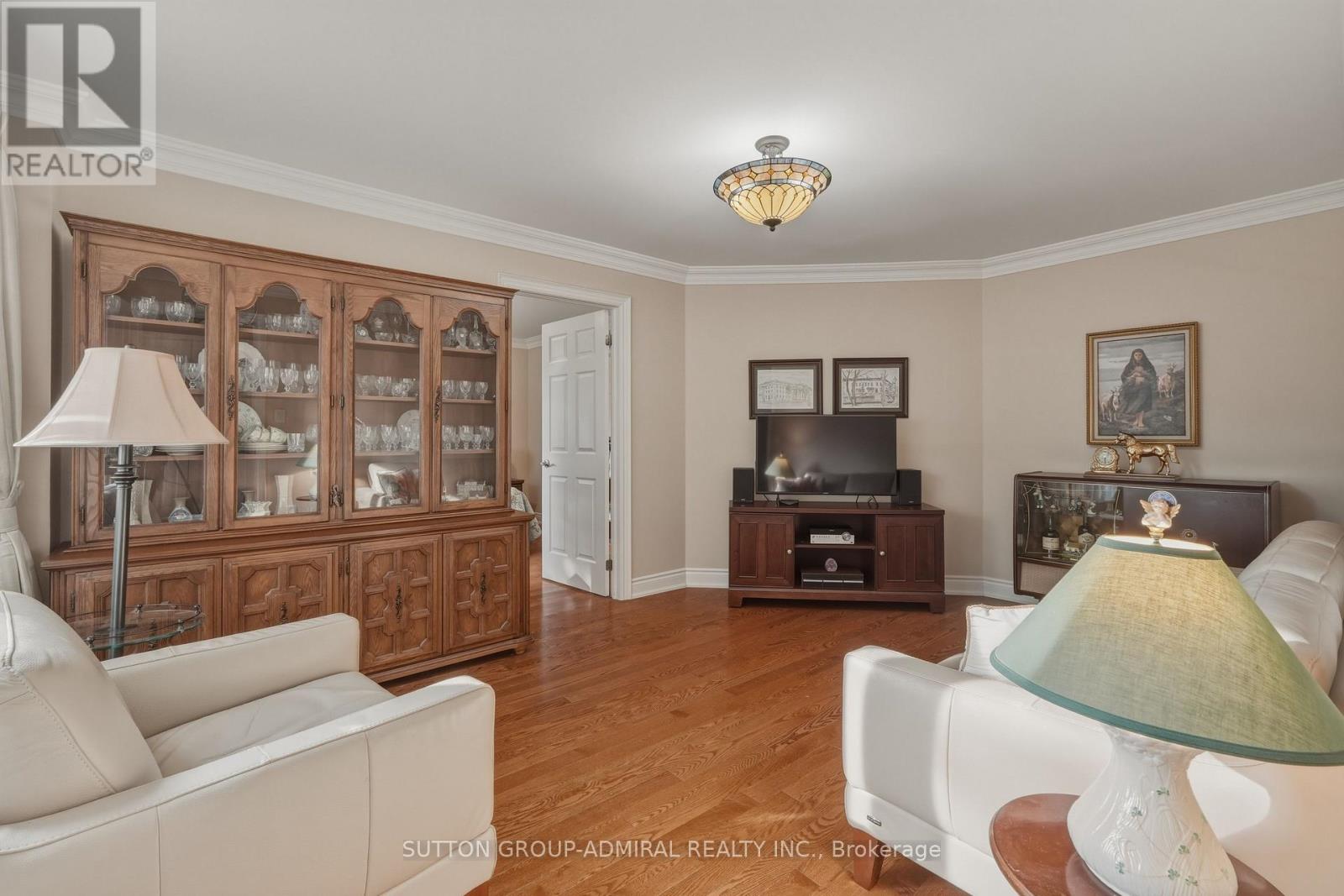 90 Brillinger Street, Richmond Hill (North Richvale), Ontario  L4C 8Y3 - Photo 15 - N13695022