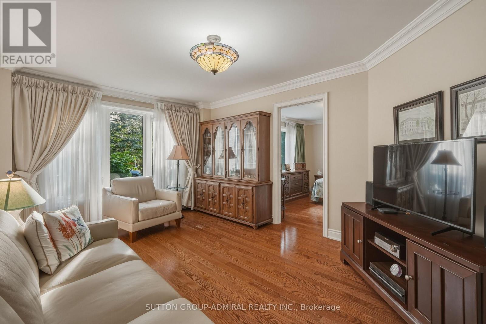 90 Brillinger Street, Richmond Hill (North Richvale), Ontario  L4C 8Y3 - Photo 16 - N13695022