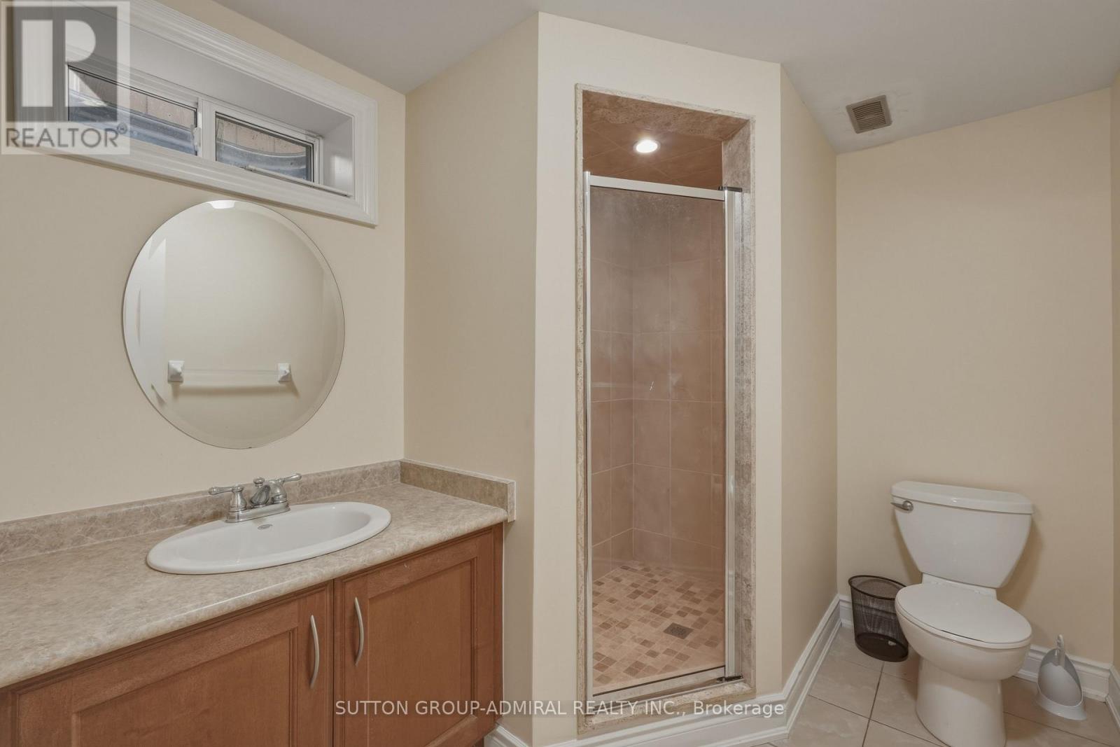 90 Brillinger Street, Richmond Hill (North Richvale), Ontario  L4C 8Y3 - Photo 32 - N13695022