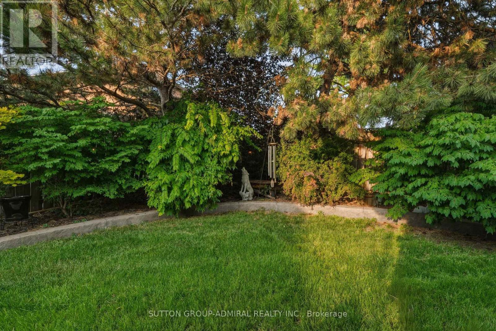 90 Brillinger Street, Richmond Hill (North Richvale), Ontario  L4C 8Y3 - Photo 43 - N13695022