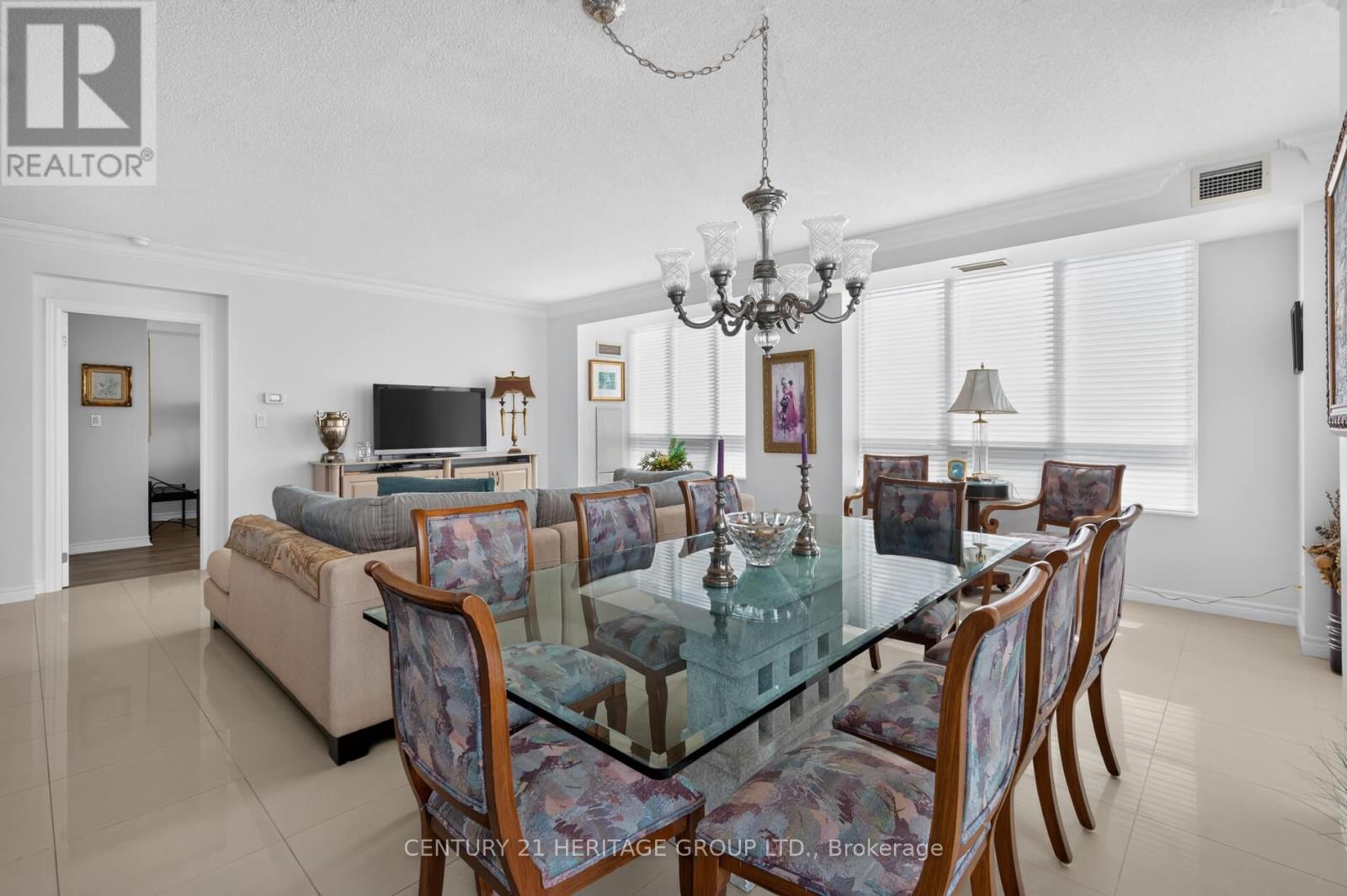 905 - 88 Promenade Circle, Vaughan, Ontario  L4J 9A4 - Photo 9 - N13695068