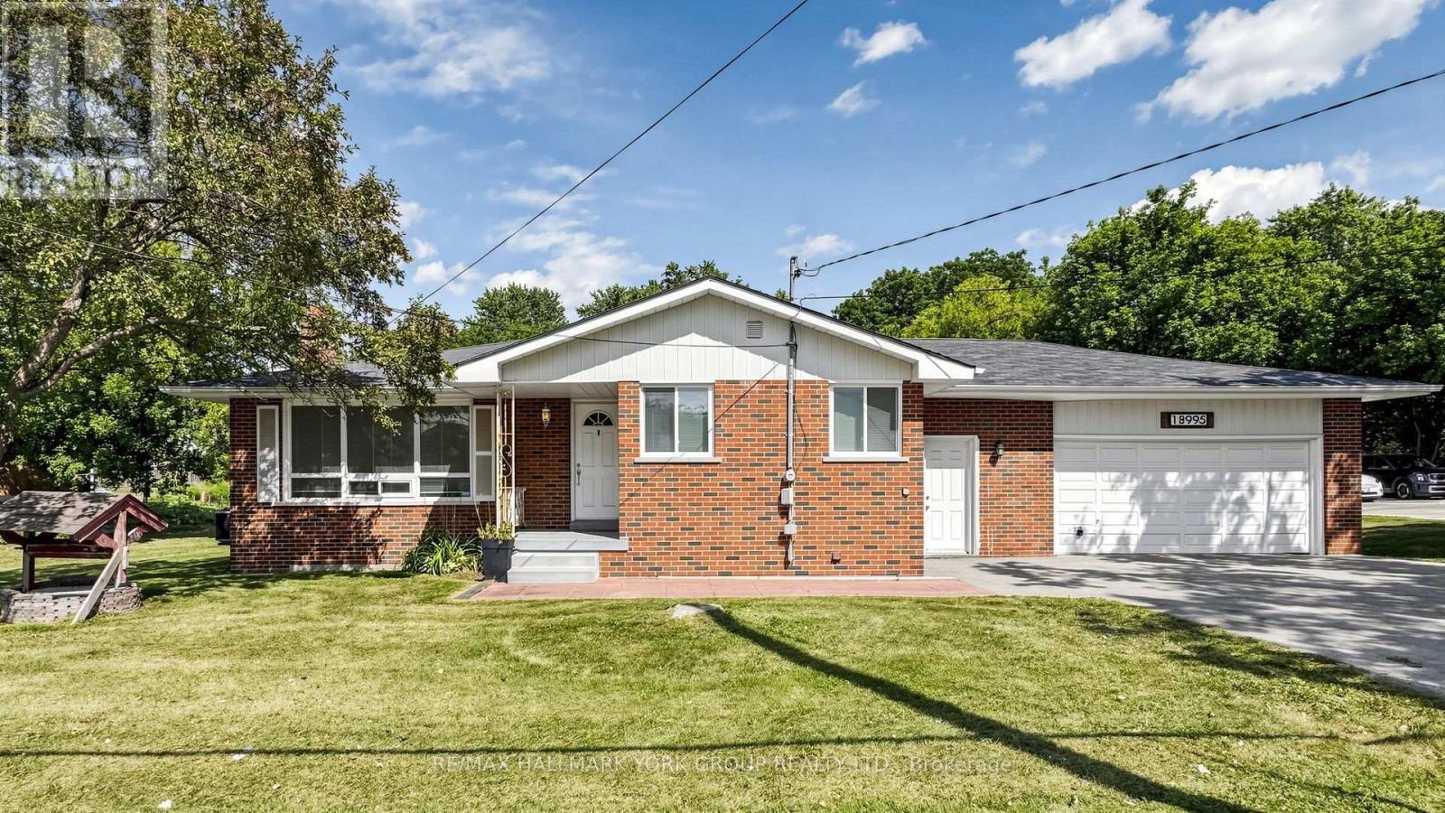 18995 Leslie Street, East Gwillimbury (Sharon), Ontario  L0G 1V0 - Photo 3 - N13695110