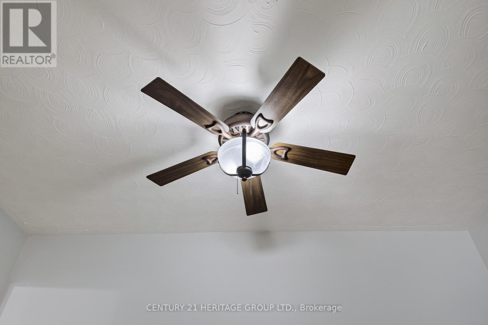 72 Kulpin Avenue, Bradford West Gwillimbury (Bradford), Ontario  L3Z 1T7 - Photo 6 - N13695140