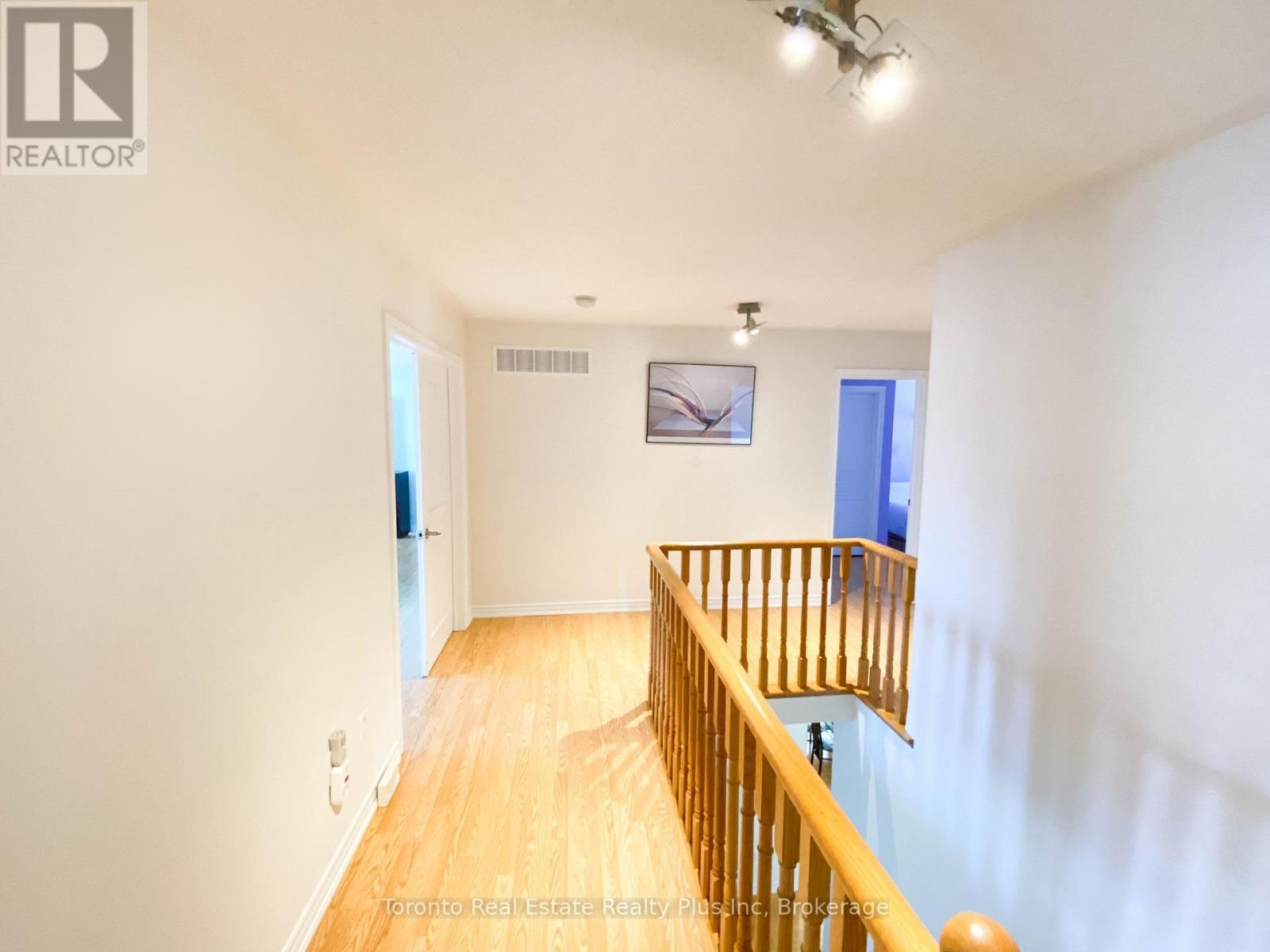 7 Braehead Drive, Richmond Hill, Ontario  L4E 0B5 - Photo 25 - N13695154