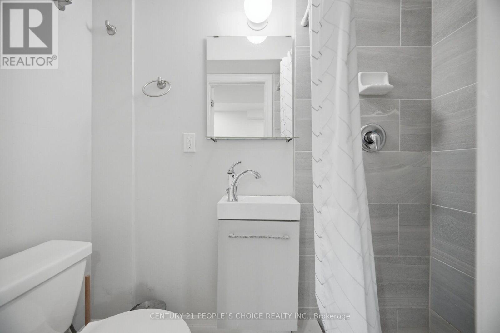 33 Seedhouse Road, Brampton, Ontario  L6R 3Z5 - Photo 42 - W13682522