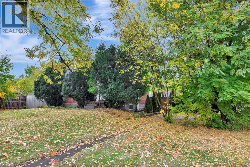121 King Street E, Stoney Creek, Ontario  L8G 1L2 - Photo 3 - 40848452