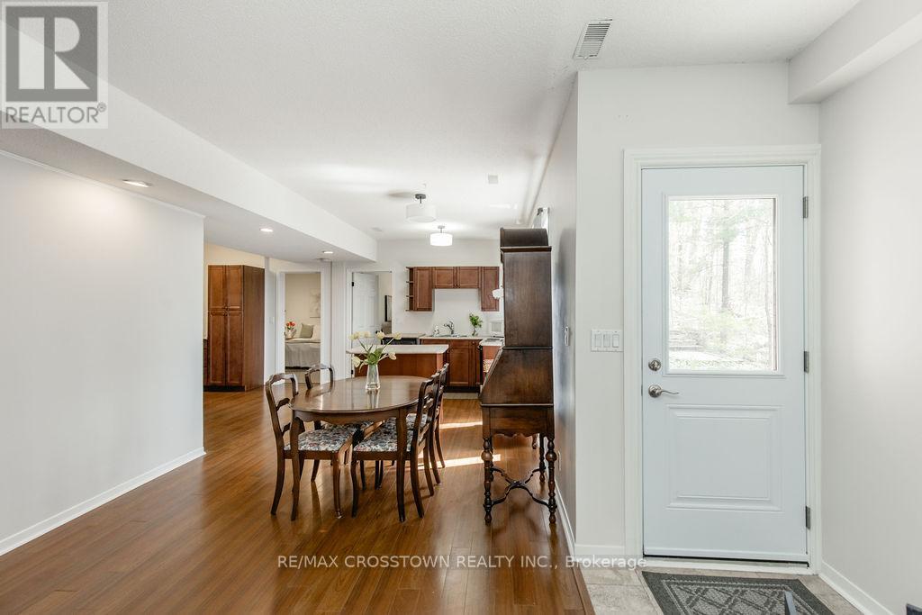147 Anne Street N, Barrie (Sunnidale), Ontario  L4N 2B9 - Photo 40 - S13695208