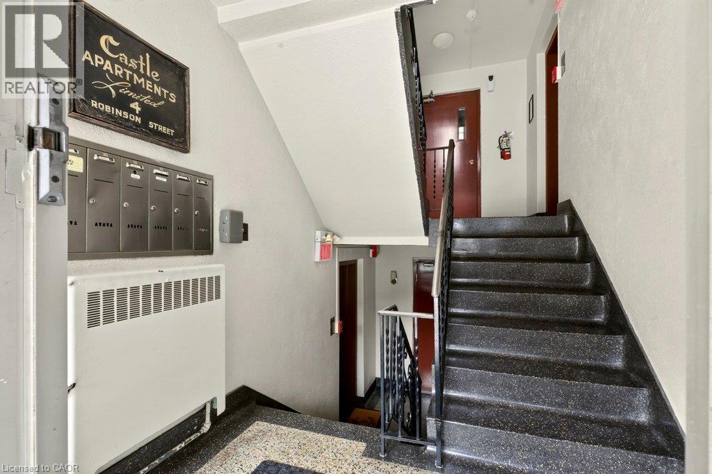 4 Robinson Street Unit# 10, Hamilton, Ontario  L8P 1Y5 - Photo 4 - 40852600