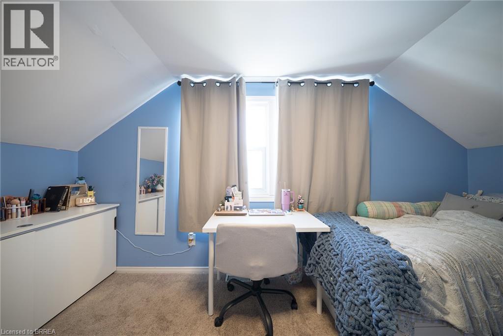 77 Eighth Avenue, Brantford, Ontario  N3S 1C4 - Photo 17 - 40857105