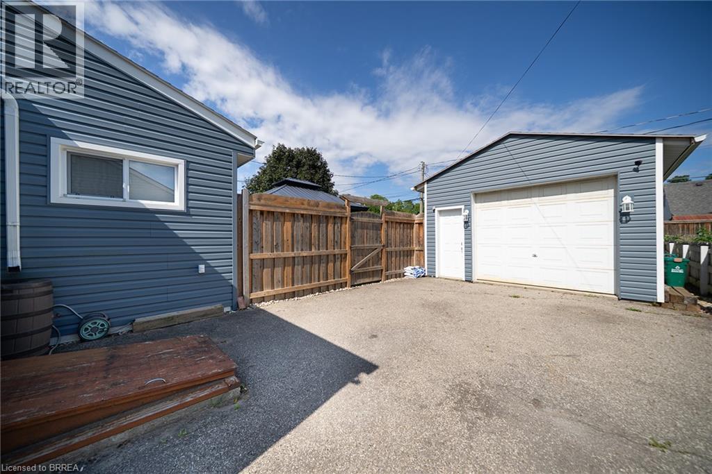 77 Eighth Avenue, Brantford, Ontario  N3S 1C4 - Photo 19 - 40857105