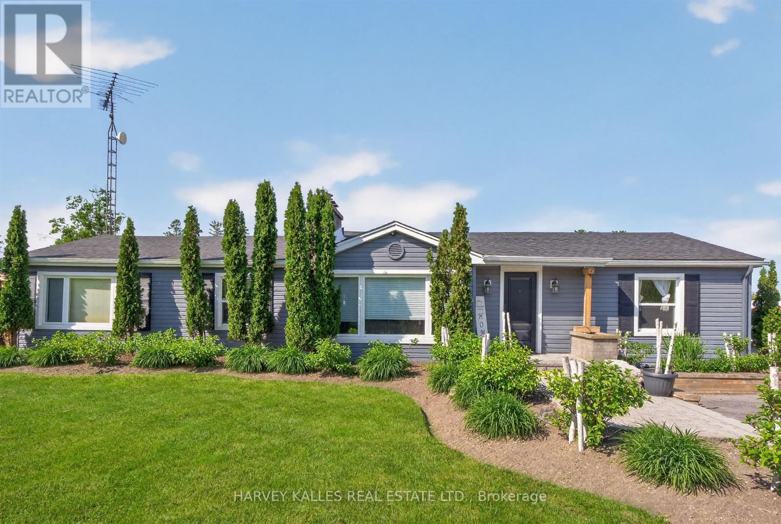 7566 Sixth Line, Milton, Ontario  L0P 1E0 - Photo 2 - W13694996
