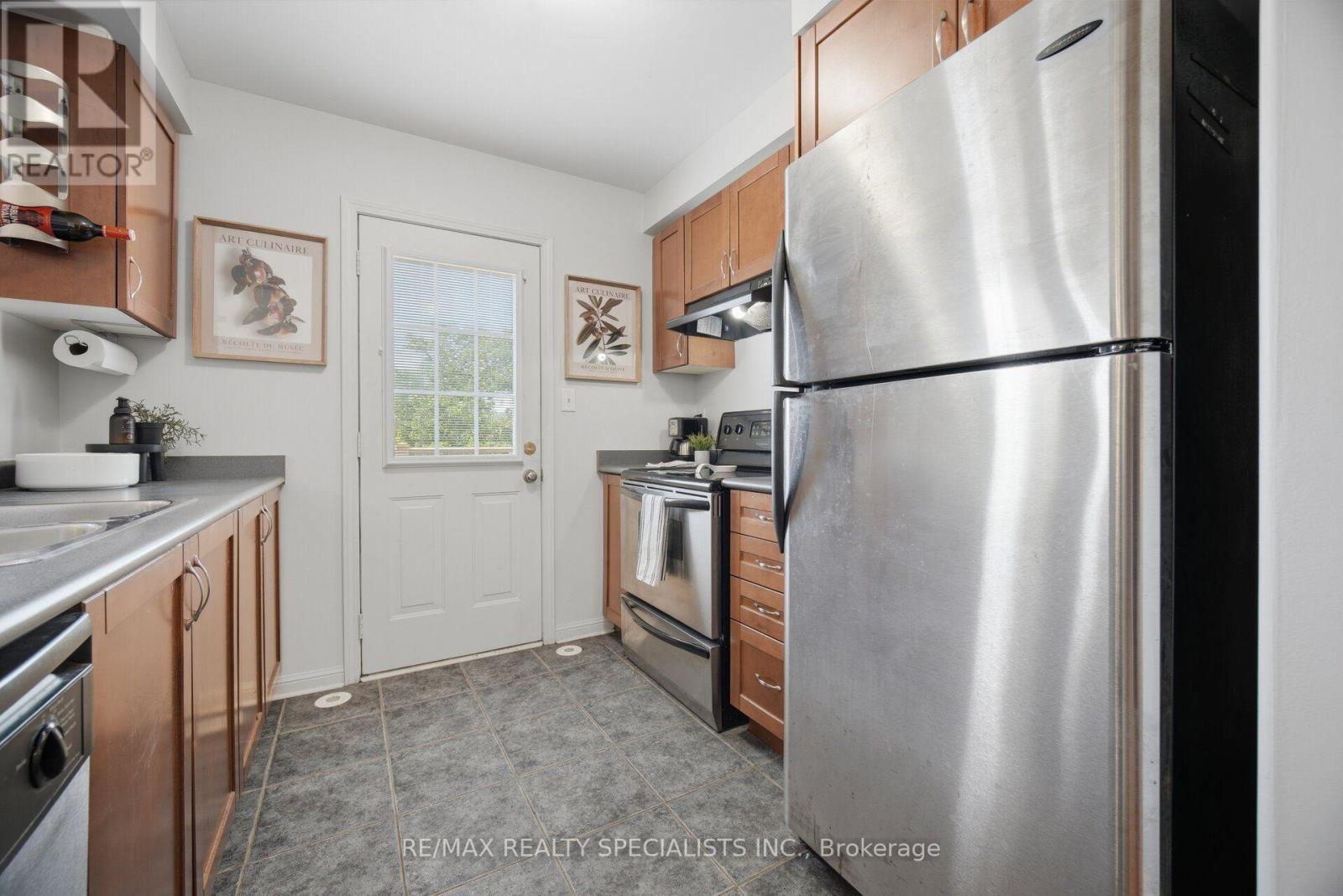 Unknown Address, ,    - Photo 3 - W13694998