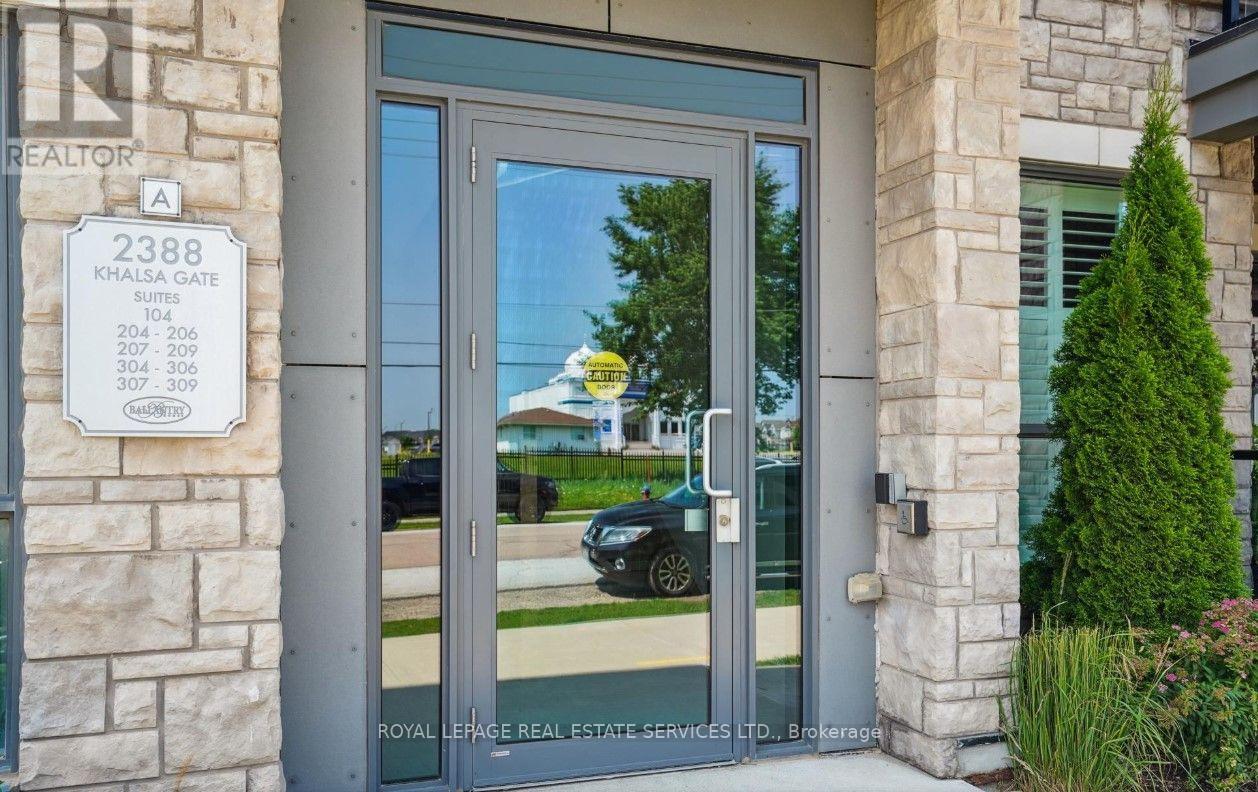 308 - 2388 Khalsa Gate, Oakville, Ontario  L6M 1P5 - Photo 3 - W13695016