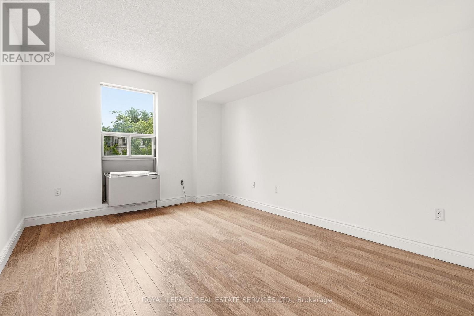 301 - 162 Reynolds Street, Oakville, Ontario  L6J 3K9 - Photo 21 - W13695024