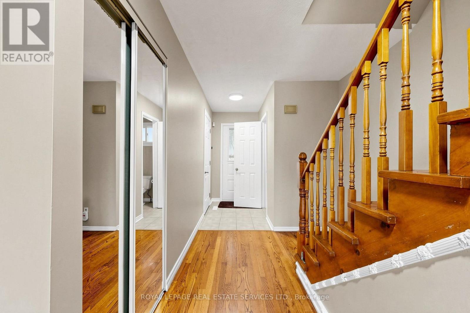 37 Woodsview Avenue, Toronto, Ontario  M9W 6B9 - Photo 24 - W13695052