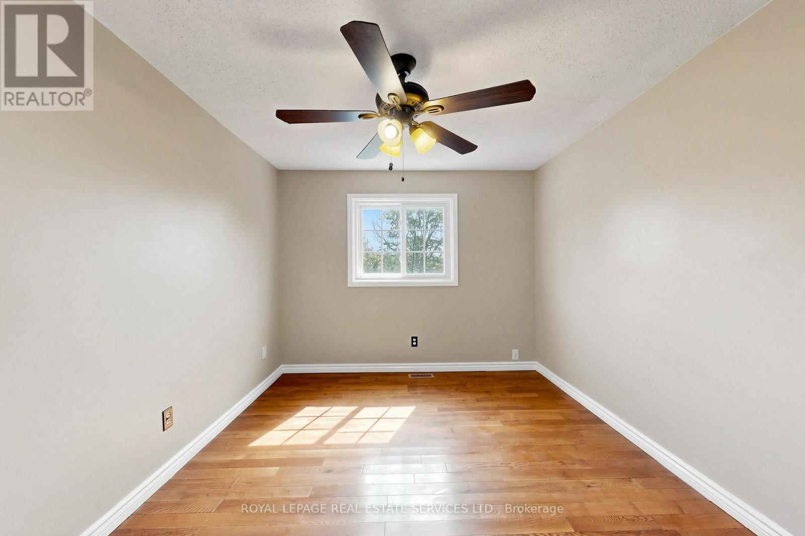 37 Woodsview Avenue, Toronto, Ontario  M9W 6B9 - Photo 31 - W13695052