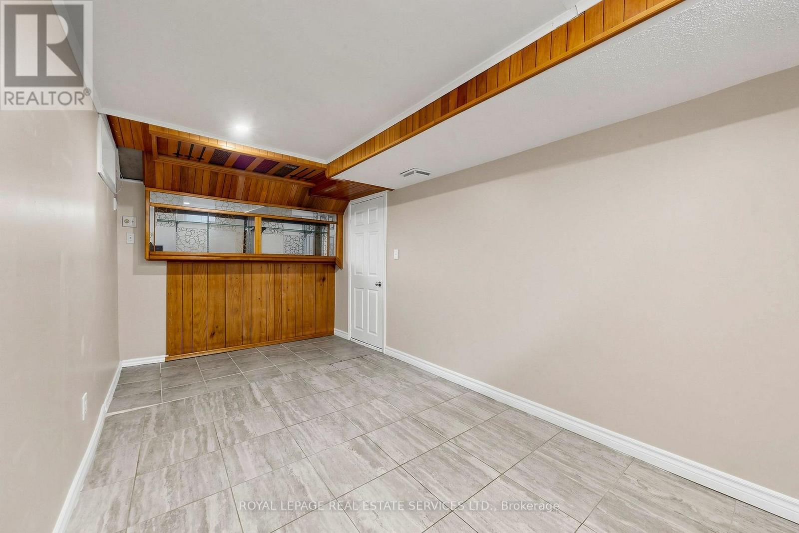 37 Woodsview Avenue, Toronto, Ontario  M9W 6B9 - Photo 43 - W13695052