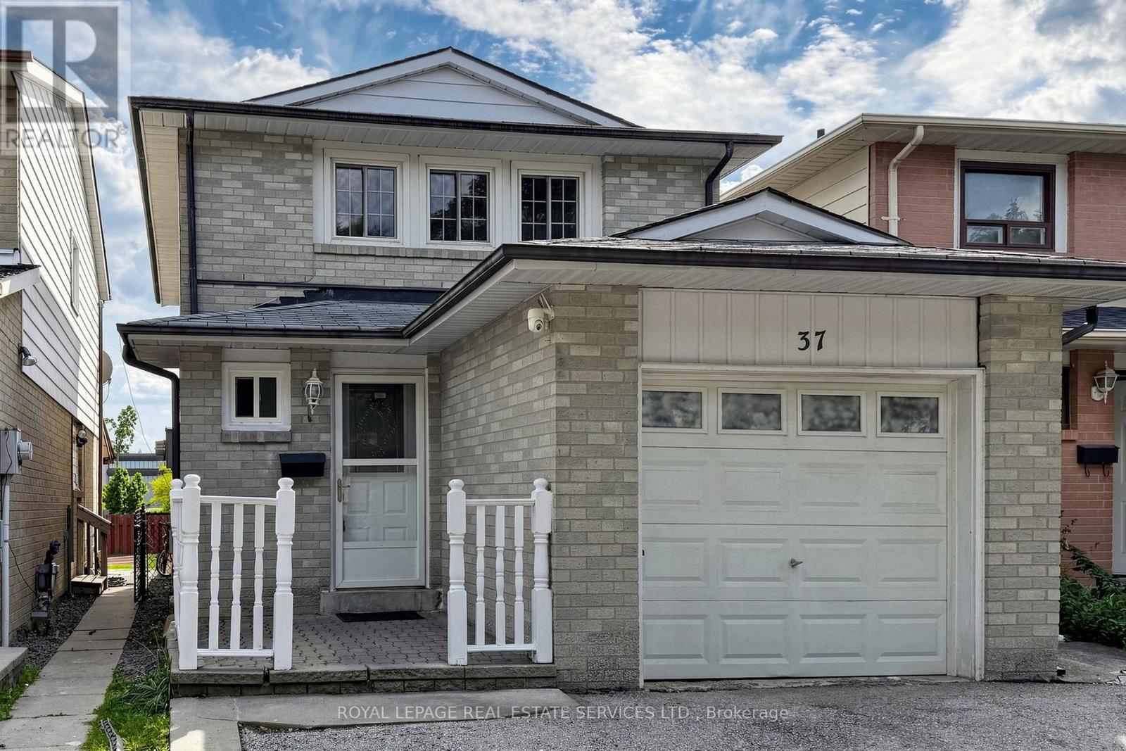 37 Woodsview Avenue, Toronto, Ontario  M9W 6B9 - Photo 6 - W13695052