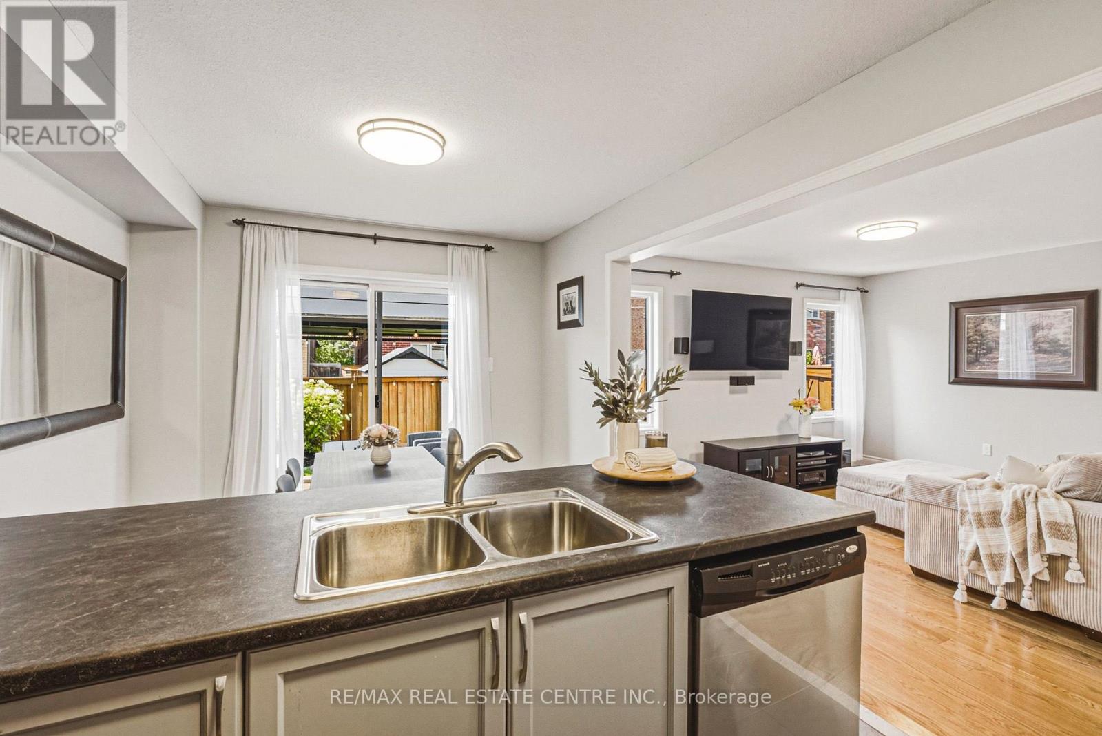 141 Lavery Heights, Milton, Ontario  L9T 0V4 - Photo 12 - W13695072