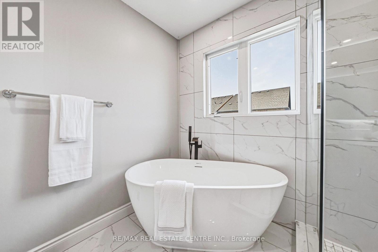 141 Lavery Heights, Milton, Ontario  L9T 0V4 - Photo 18 - W13695072