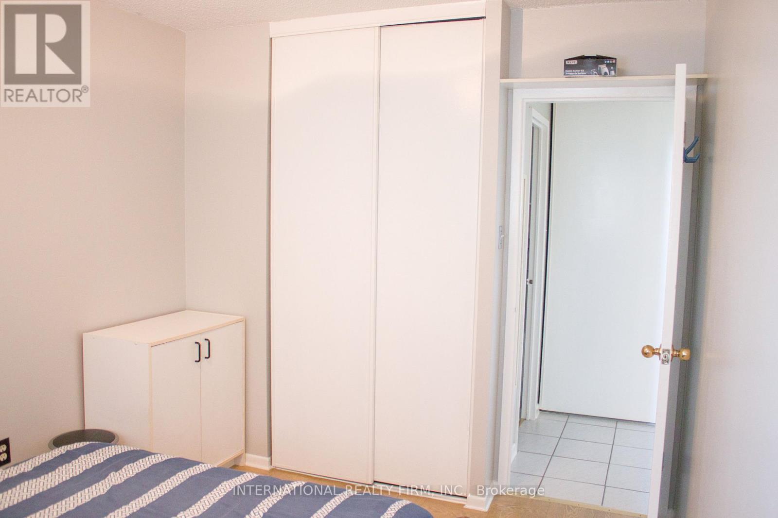1111 - 50 Lotherton Pathway, Toronto, Ontario  M6B 2G8 - Photo 11 - W13695094