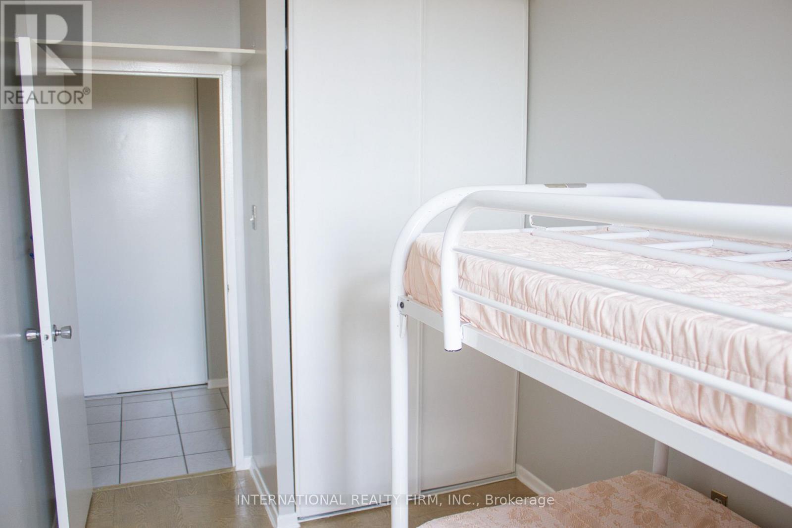 1111 - 50 Lotherton Pathway, Toronto, Ontario  M6B 2G8 - Photo 13 - W13695094