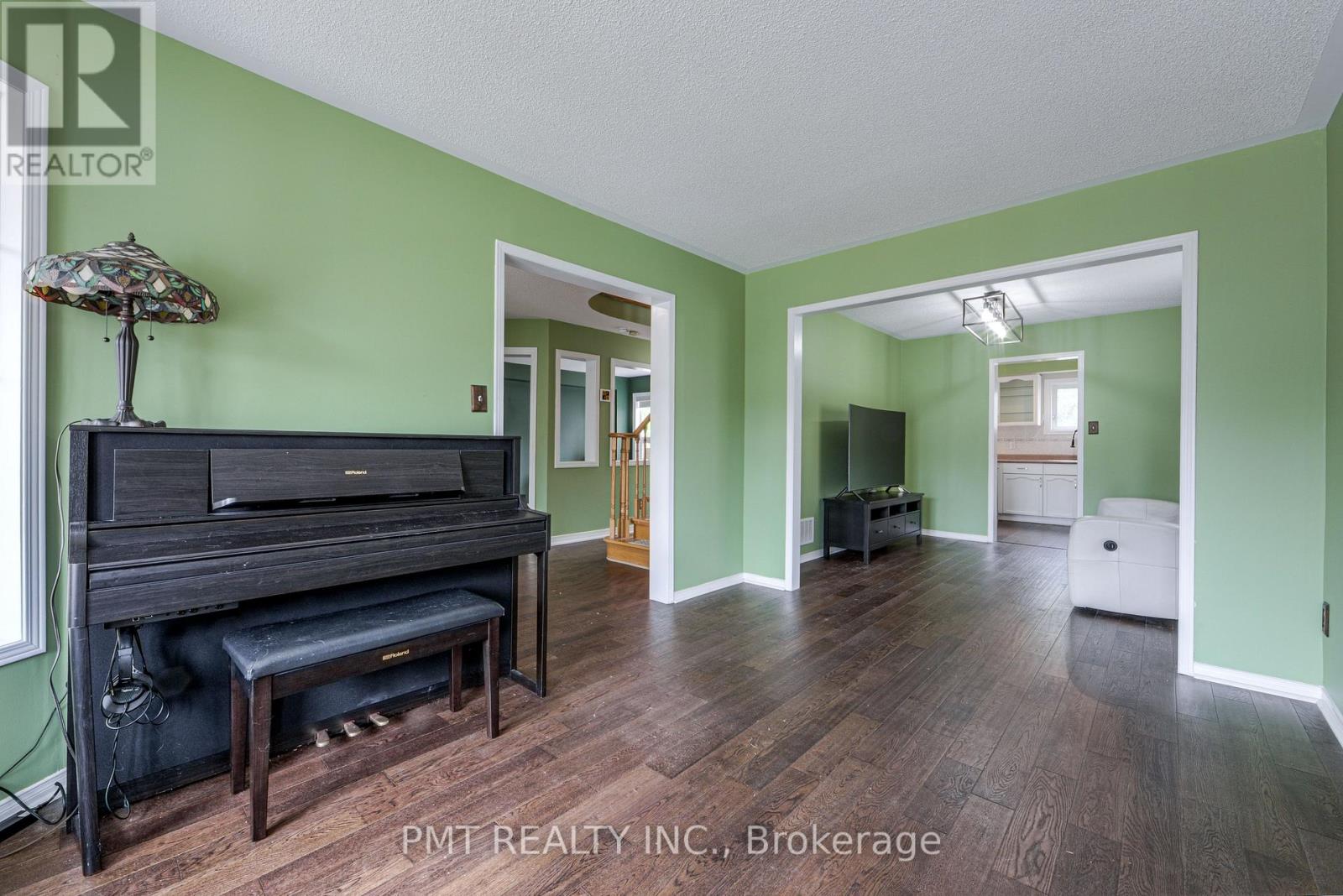 6364 Alderwood Trail, Mississauga, Ontario  L5N 6X1 - Photo 11 - W13695126