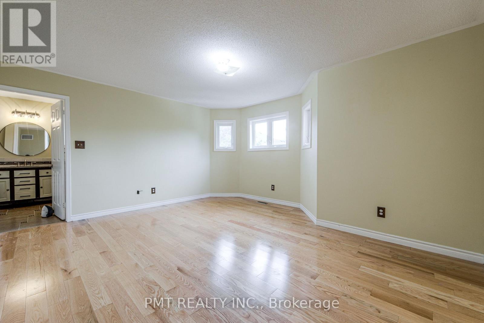 6364 Alderwood Trail, Mississauga, Ontario  L5N 6X1 - Photo 22 - W13695126