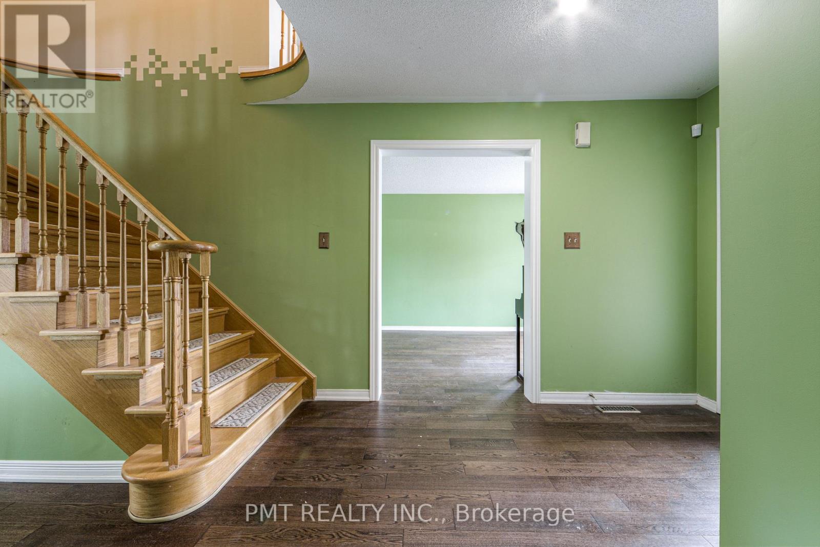 6364 Alderwood Trail, Mississauga, Ontario  L5N 6X1 - Photo 5 - W13695126