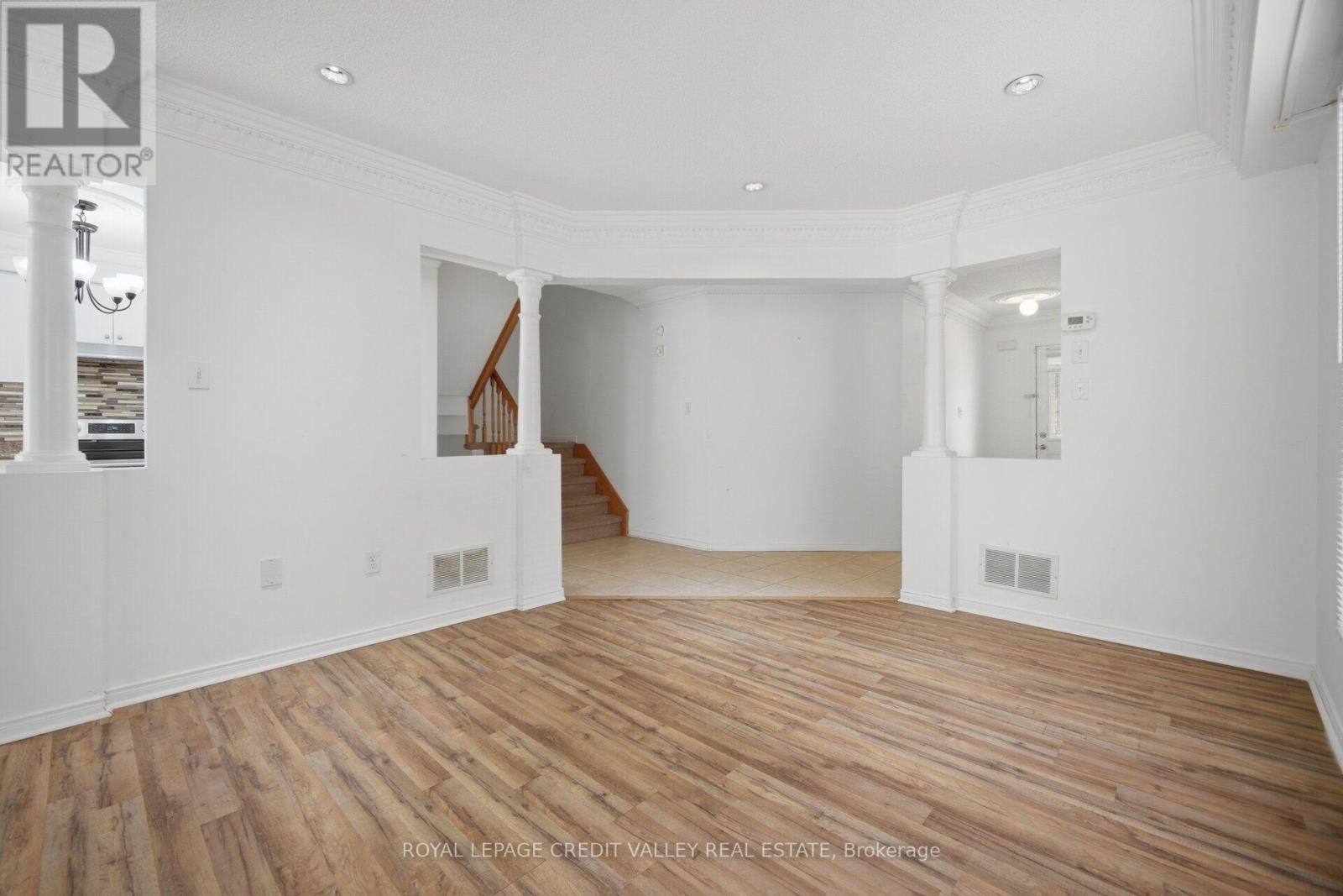 31 Capistro Street, Brampton, Ontario  L7A 3H6 - Photo 10 - W13695150