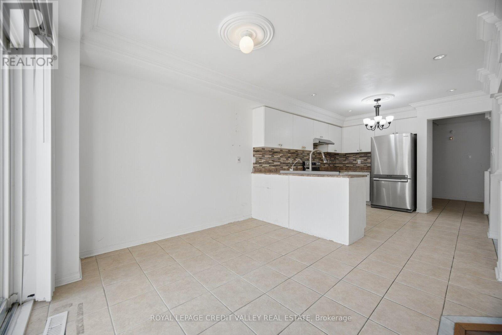 31 Capistro Street, Brampton, Ontario  L7A 3H6 - Photo 16 - W13695150